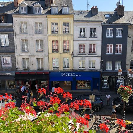 Appartement Charles Baudelaire Honfleur Buitenkant foto
