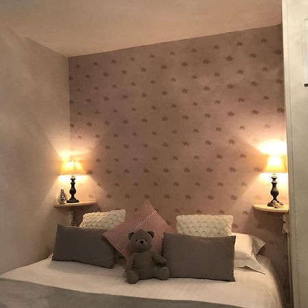Appartement Charles Baudelaire Honfleur Buitenkant foto
