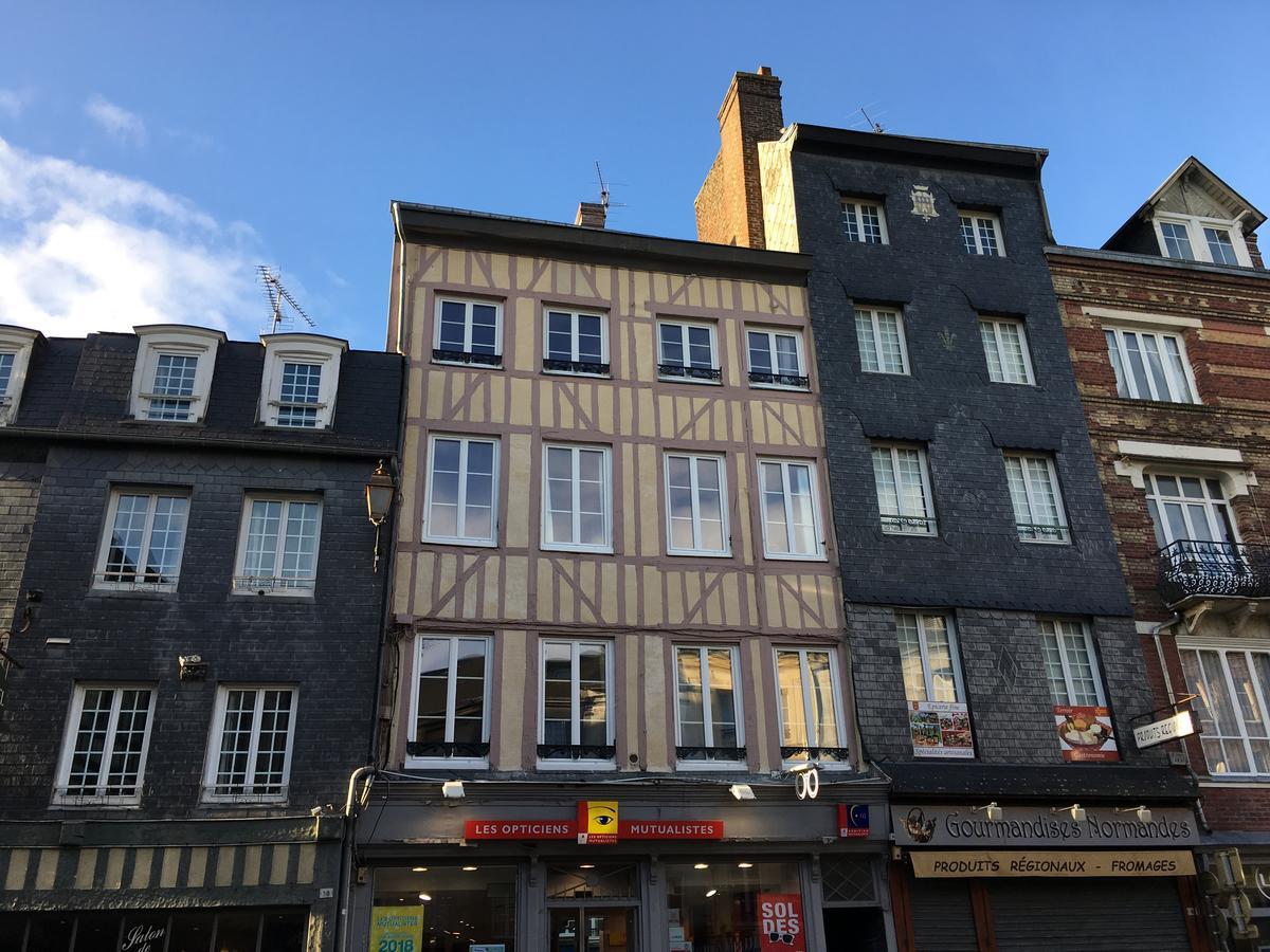 Appartement Charles Baudelaire Honfleur Buitenkant foto