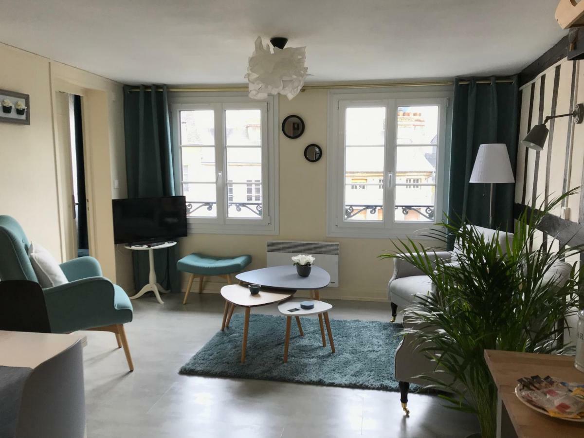 Appartement Charles Baudelaire Honfleur Buitenkant foto