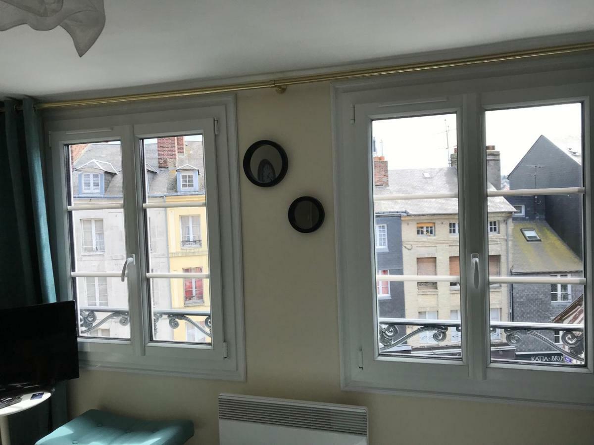 Appartement Charles Baudelaire Honfleur Buitenkant foto